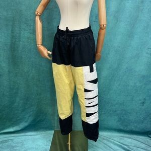 Nike Basketball Pants Men’s size small